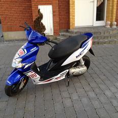 Yamaha Jog R Race Replica Lorenzo