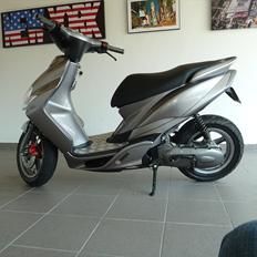 Yamaha Jog r