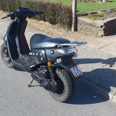 Peugeot Squab the skull