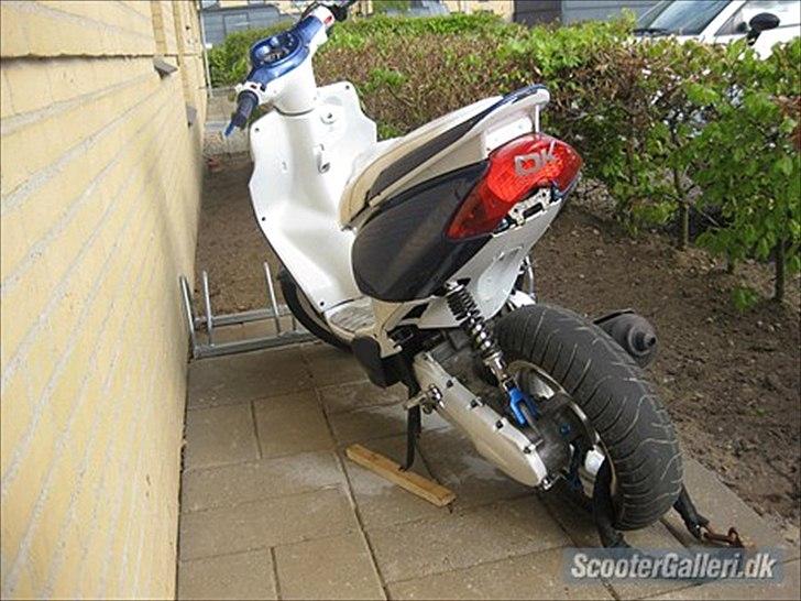 Yamaha jog r.  billede 4