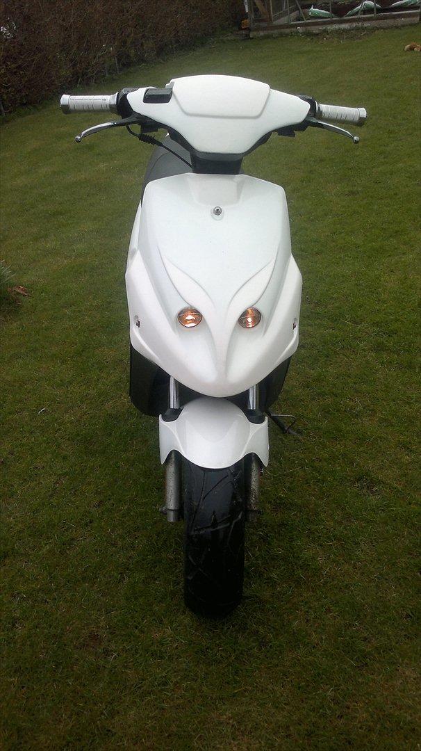 PGO hot 50 SOLGT  billede 1