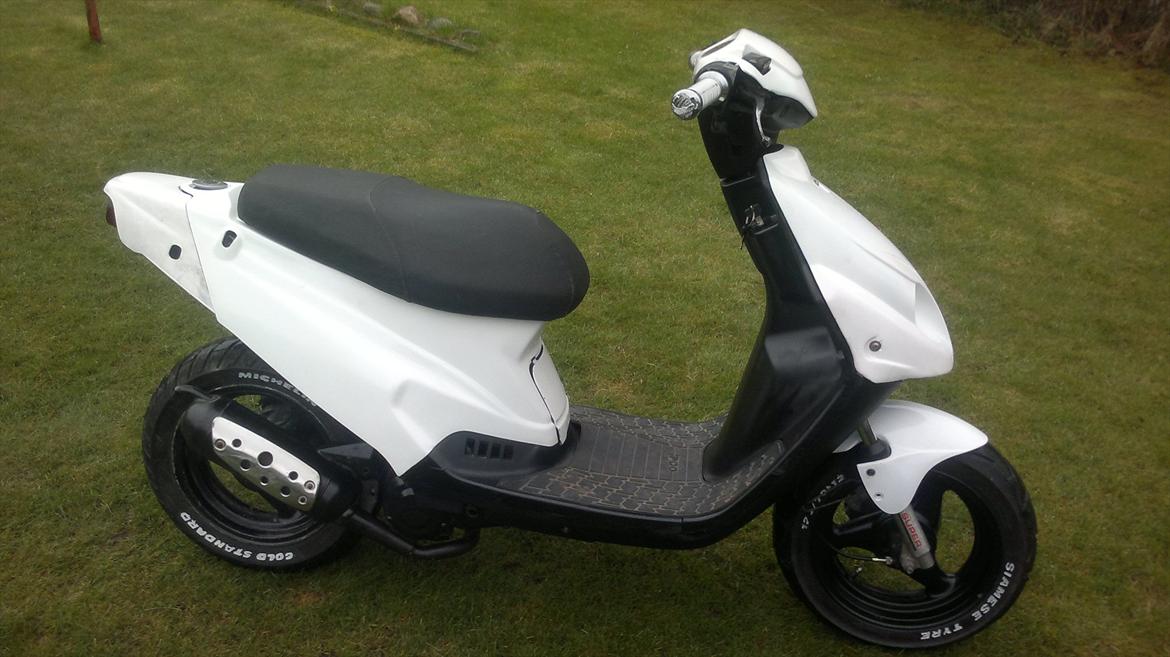 PGO hot 50 SOLGT  billede 2