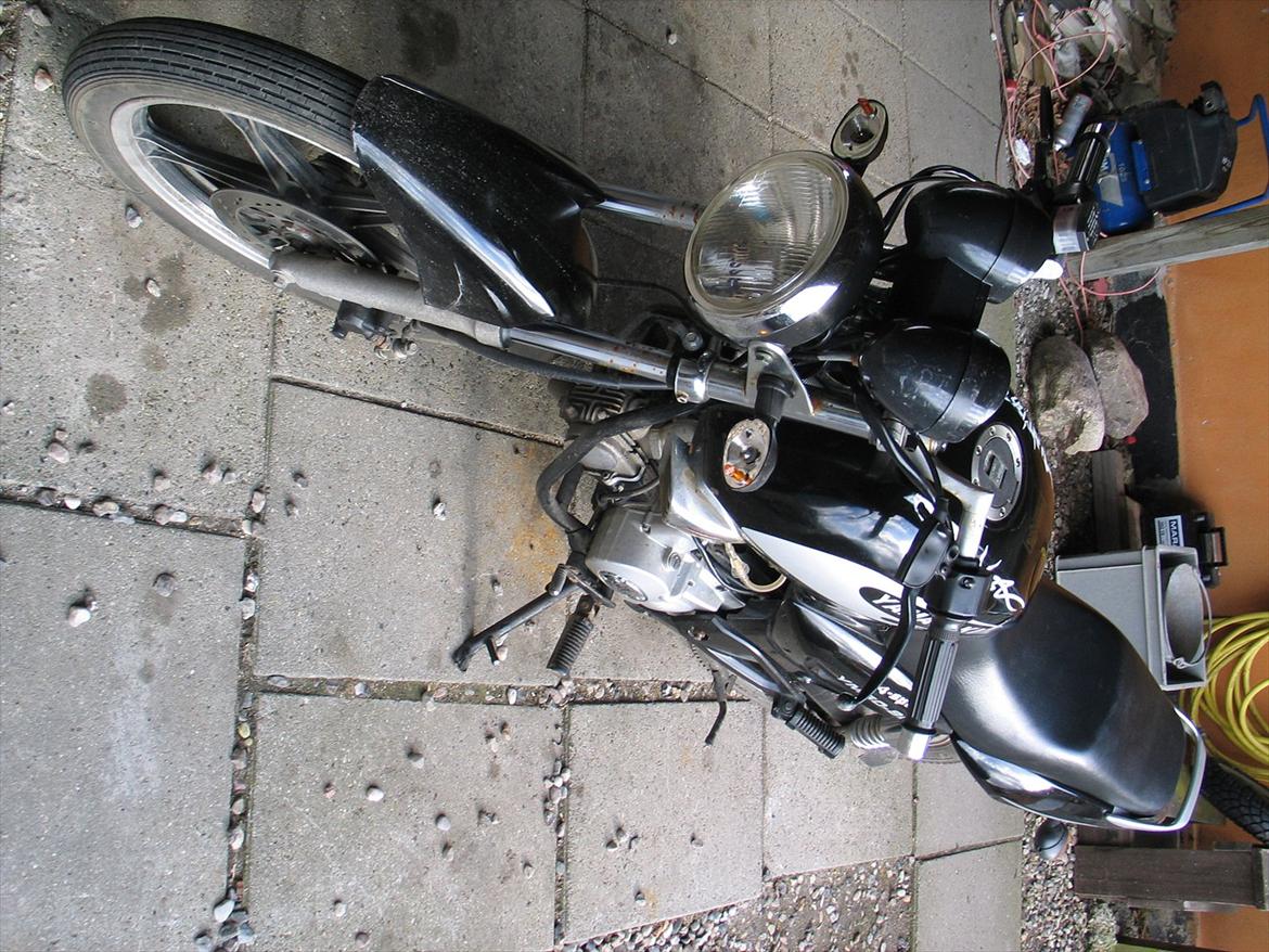 Yamasaki YM50-8B billede 5