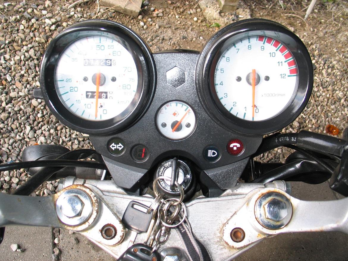 Yamasaki YM50-8B billede 9