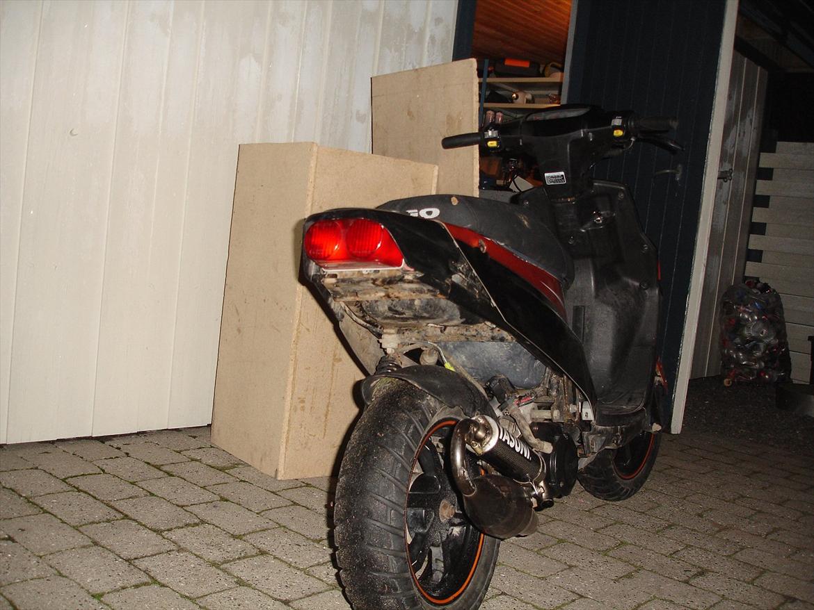 PGO hot 50 billede 3