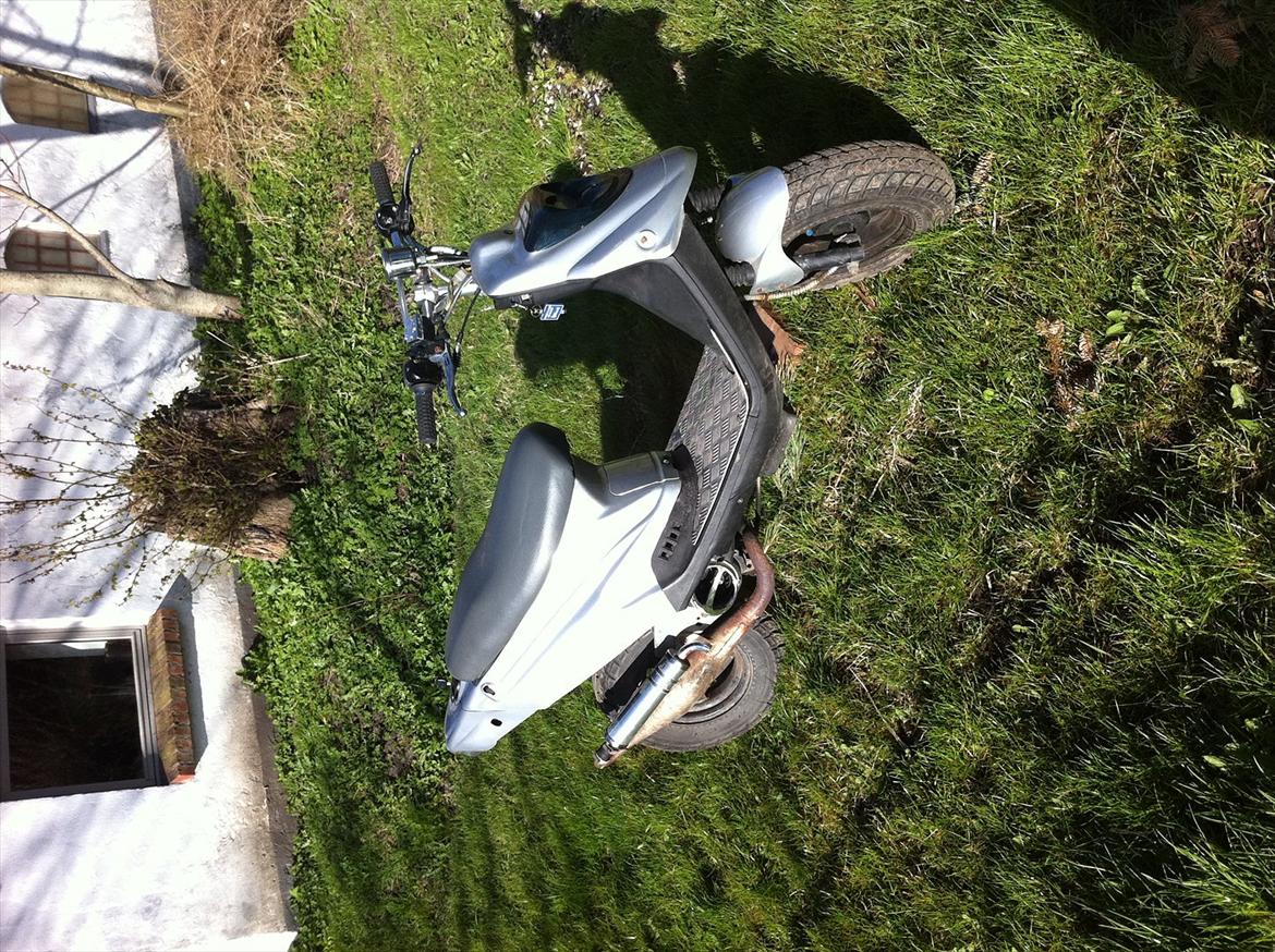 PGO Hot 50 ( tidl scooter) billede 2