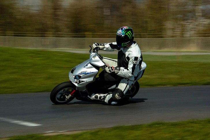 Yamaha Jog RR Solgt i dele :( vil blive savnet :'( billede 12