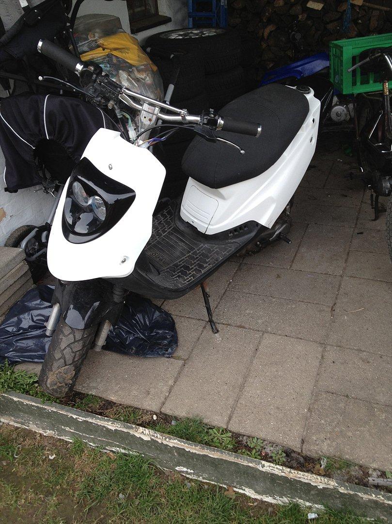 PGO Hot 50 - Den har lidt forskelligt maling her (: 
ER ÆNDRET NU :D billede 6