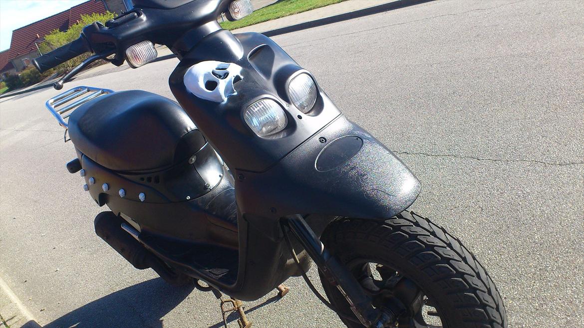 Peugeot Squab the skull billede 8