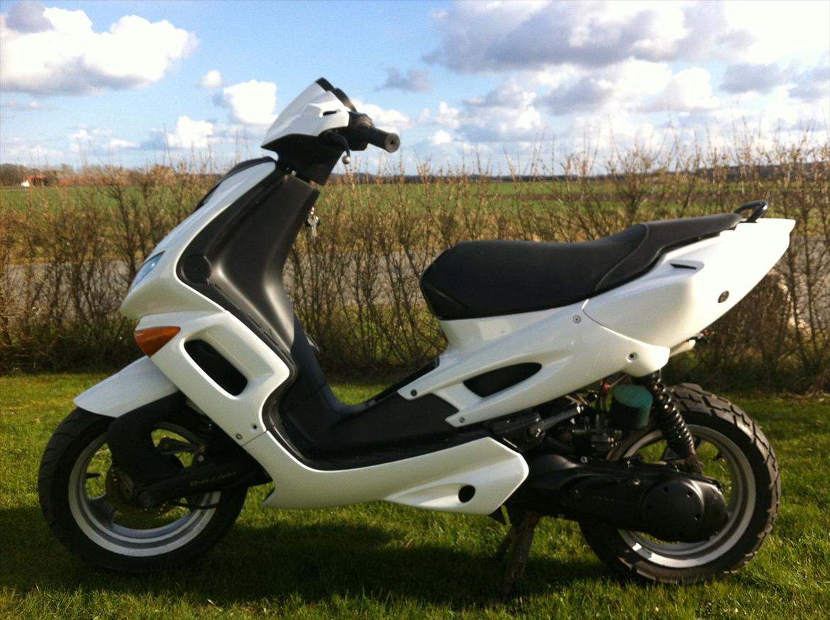 Peugeot speedfight 2 ac "Solgt" billede 5