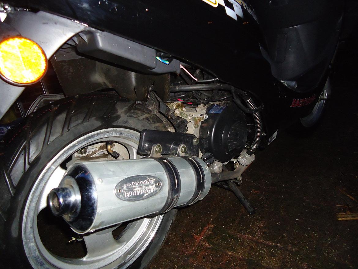 Baotian BT49QT-9 SUPERMOTO billede 2