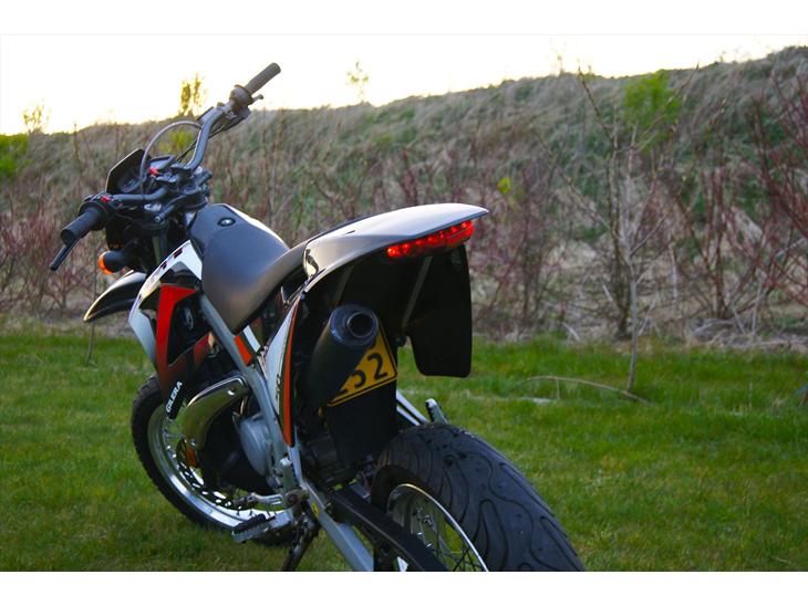 {{currentPhoto.altText}} billede {{currentPhoto.number}}