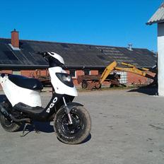 PGO HOT 50 (Lady!) Parmakit!