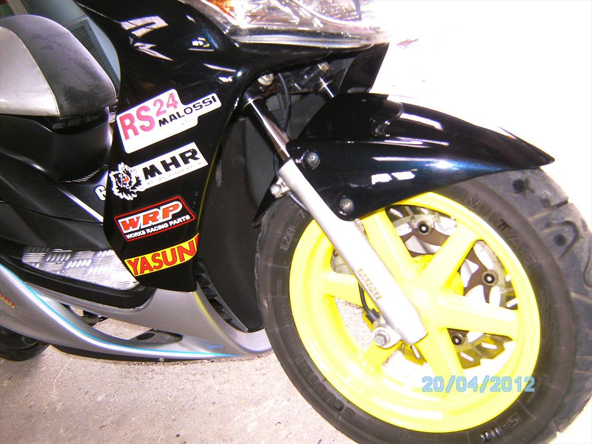 Yamaha jog r  billede 14
