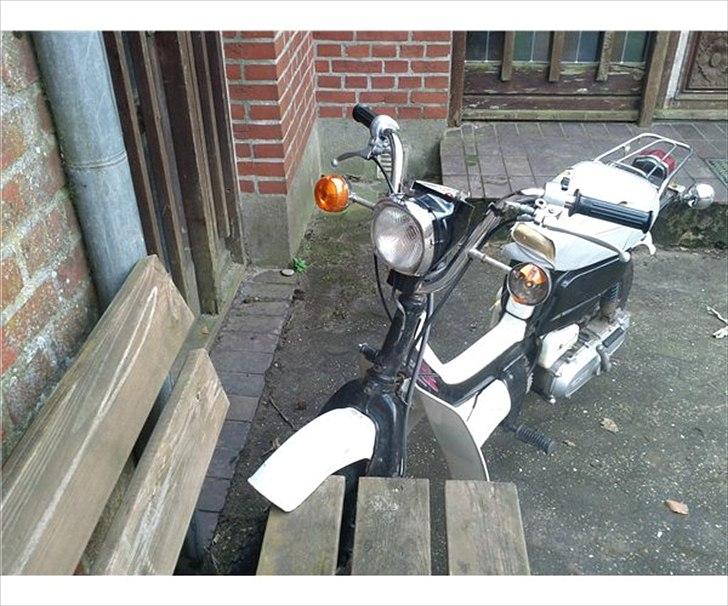 Suzuki fz 50 - forfra billede 6