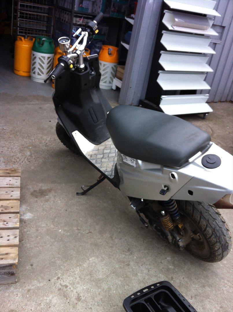 PGO Hot 50 billede 3