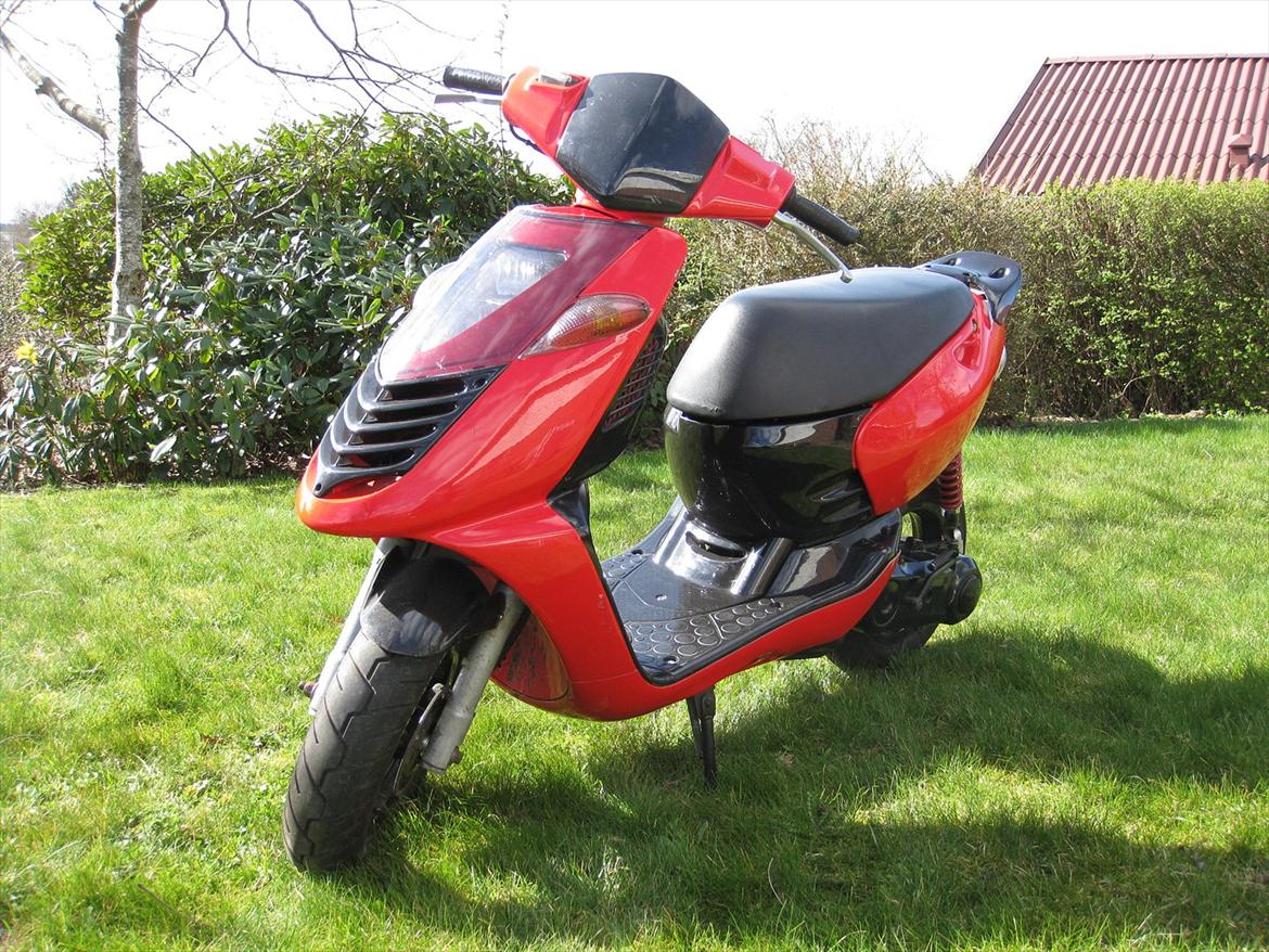 Aprilia Sonic "Det røde lyn" billede 7