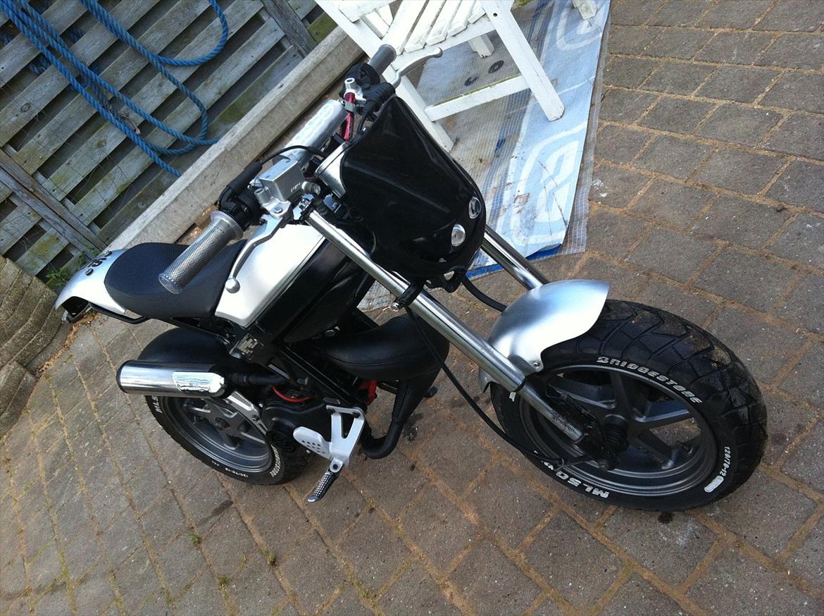 Suzuki Street Magic - Taget d. 23-04-2012 efter den lige er blevet vasket billede 4