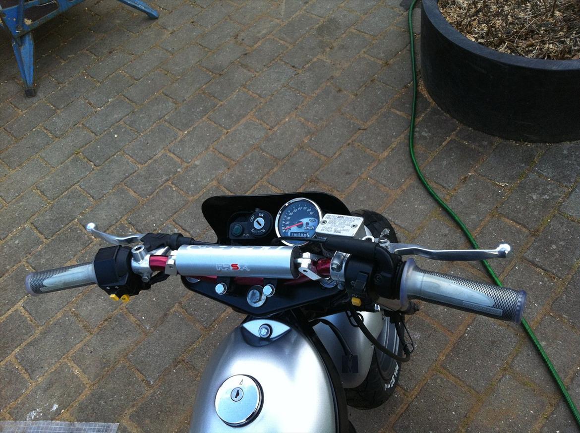 Suzuki Street Magic - Taget d. 23-04-2012 efter den lige er blevet vasket billede 7