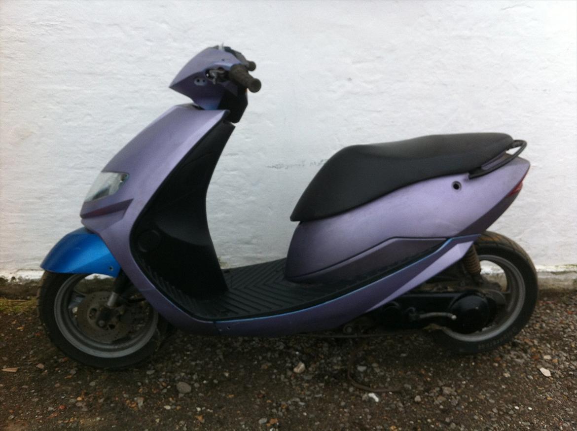 Suzuki estilete "Solgt" billede 2