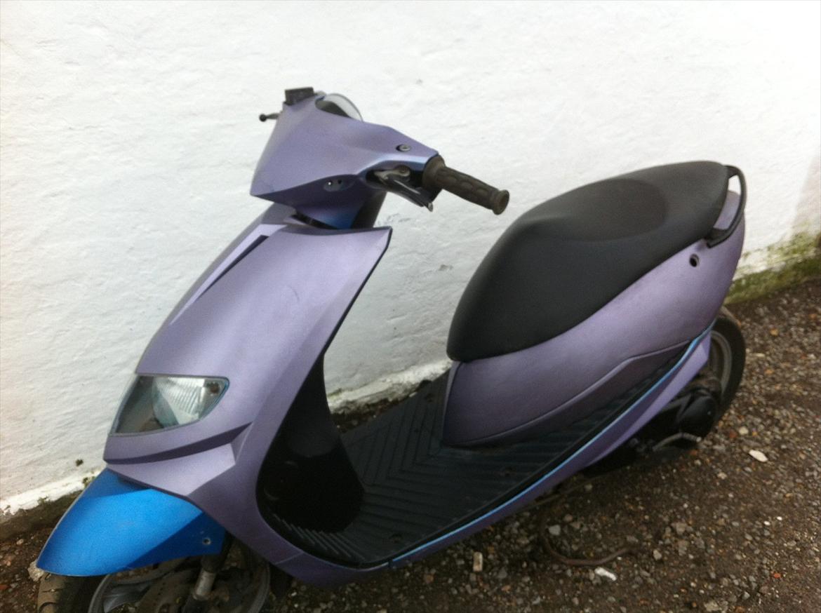 Suzuki estilete "Solgt" billede 3