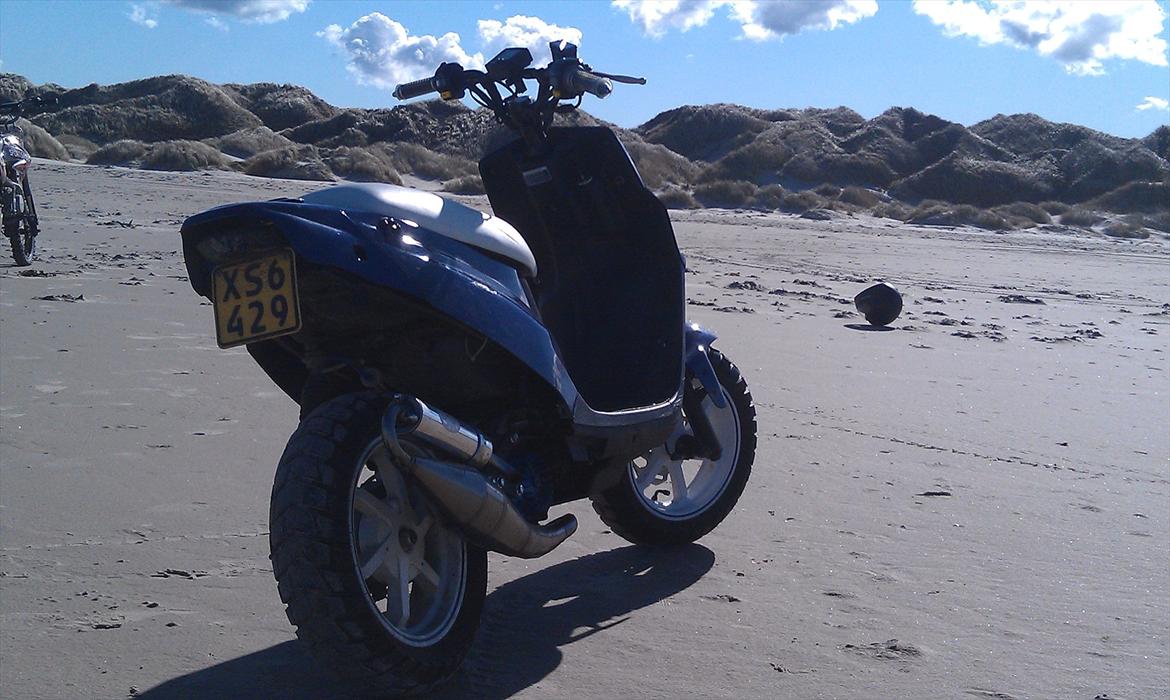 PGO Hot Naked billede 5