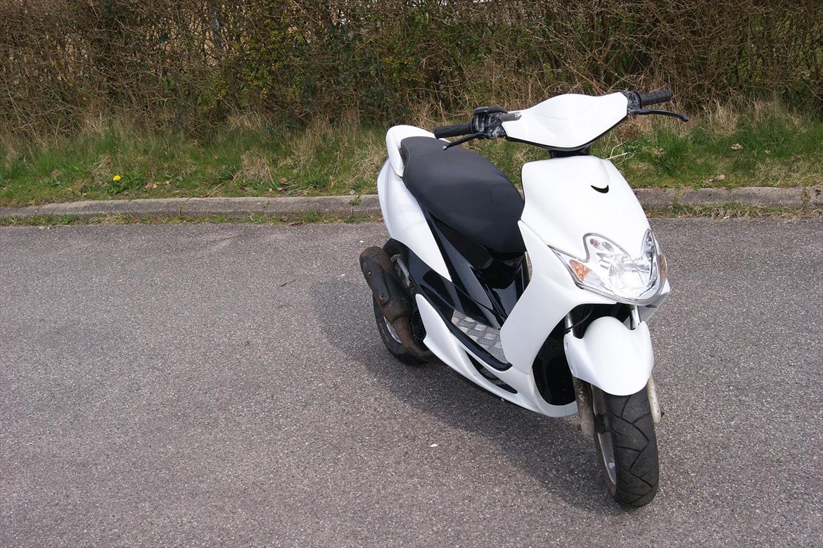 Yamaha jog r billede 6