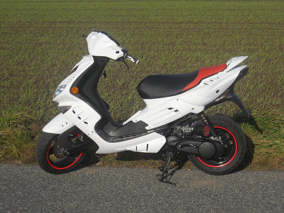 Peugeot Speedfight 2 (SOLGT) billede 1