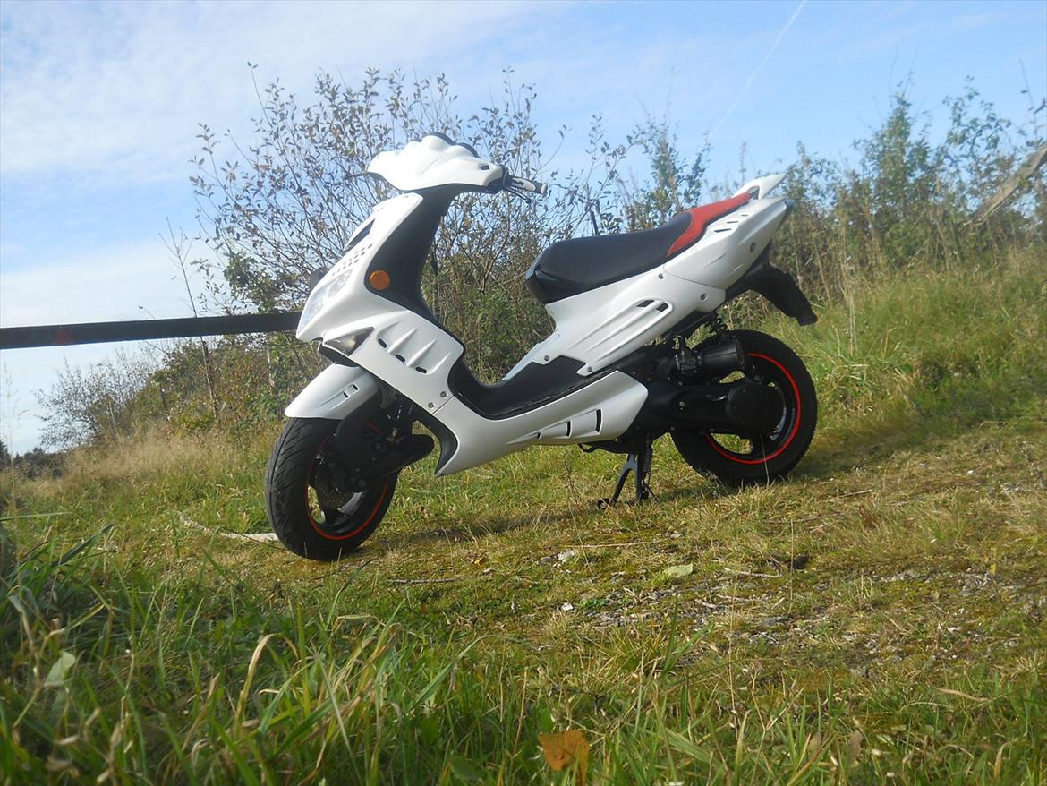 Peugeot Speedfight 2 (SOLGT) billede 11