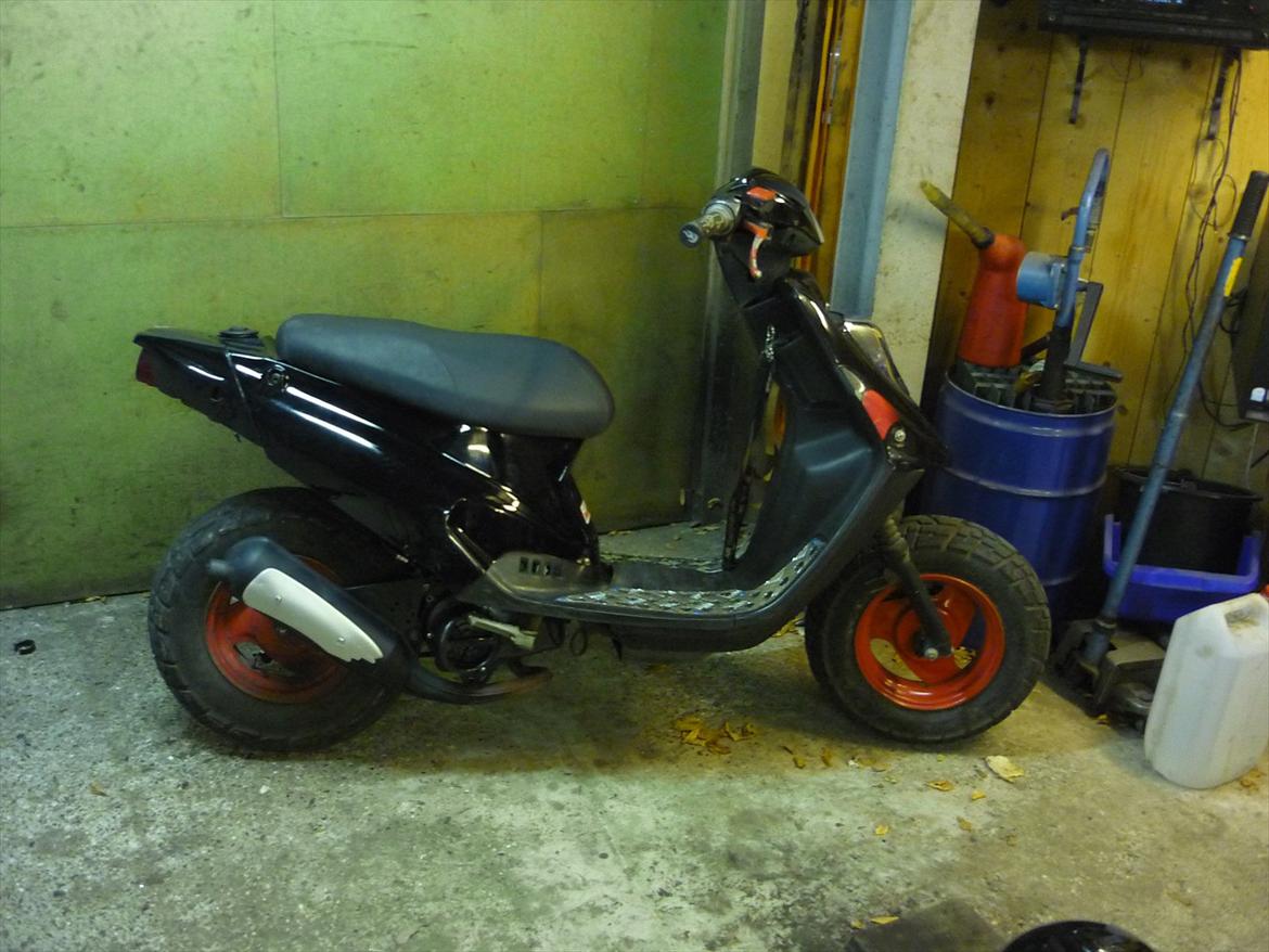 PGO Hot 50 - Inden den blev malet matt sort :) billede 10