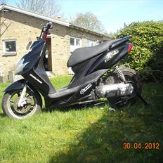 Yamaha Jog R "Mathilde" Solgt