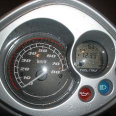 Yamaha Jog R Standard 30 SD