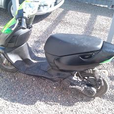Aprilia Sonic LC