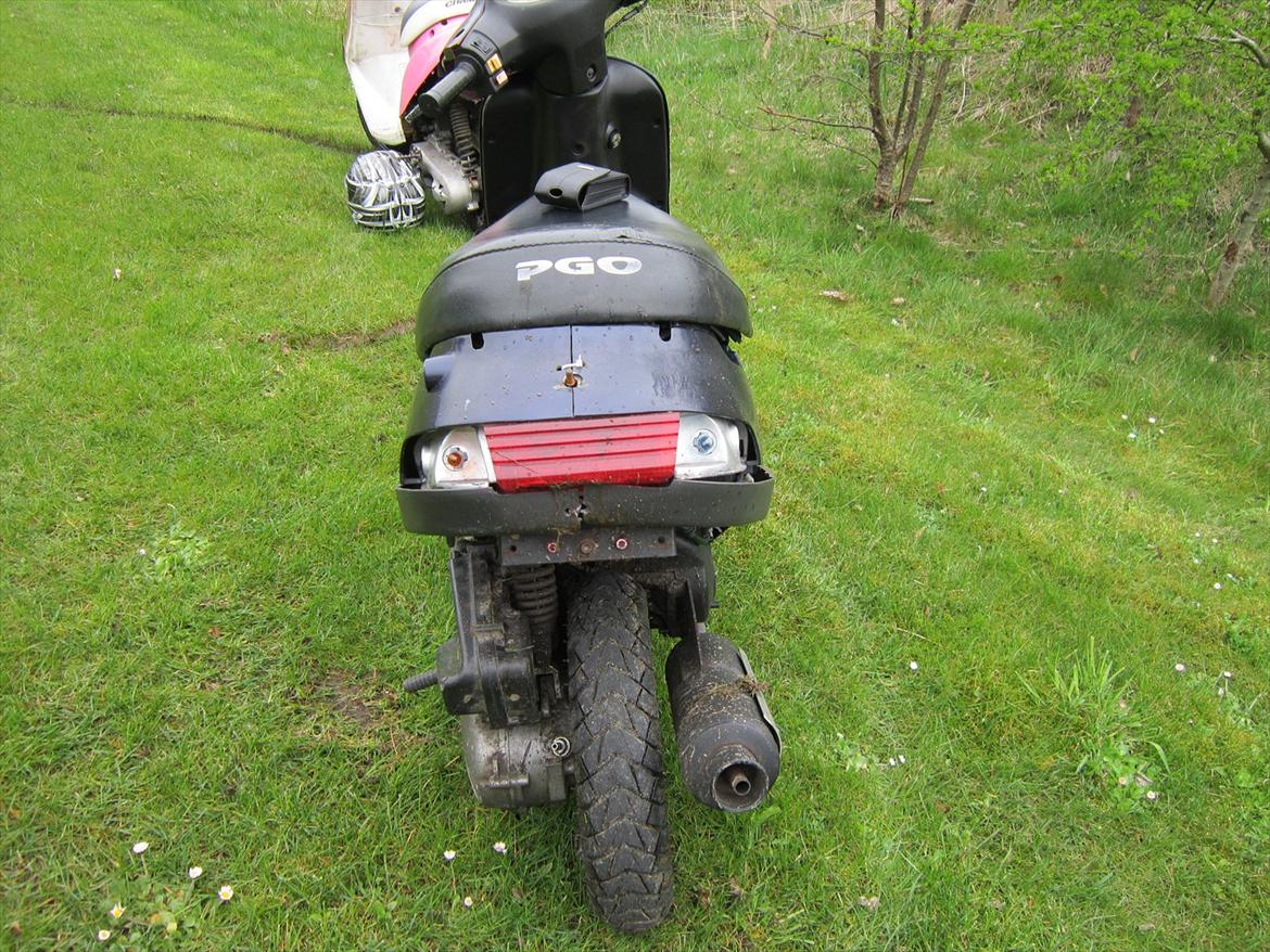 PGO comet lege tøj billede 3