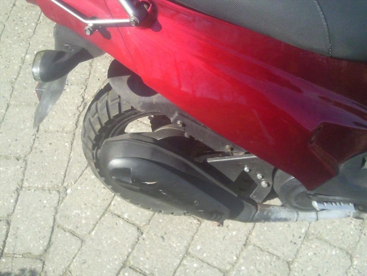 PGO hot 50 billede 3