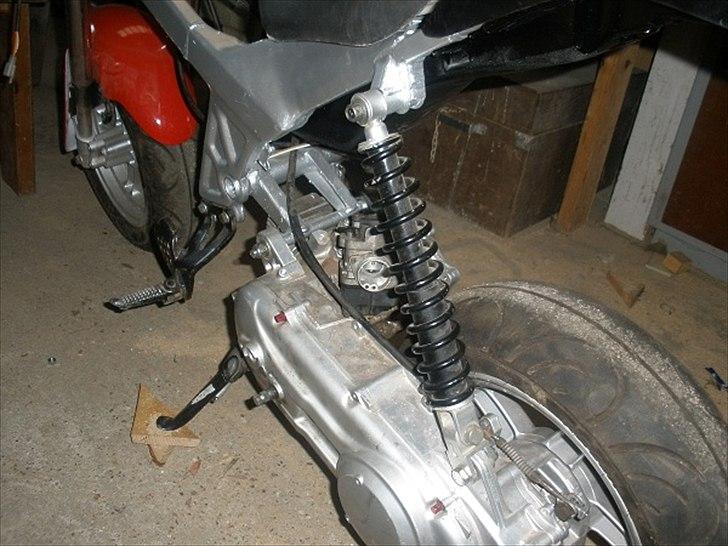 Suzuki street magic! og street-rox - da jeg fik den for et år siden ca.. :P  billede 10
