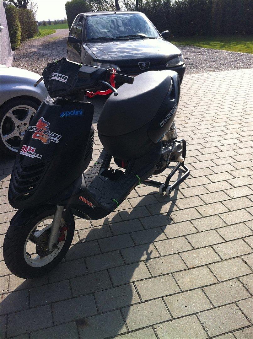 Aprilia Sonic AC DK's 2 hurtigeste scooter 2012 (SOLGT) billede 1