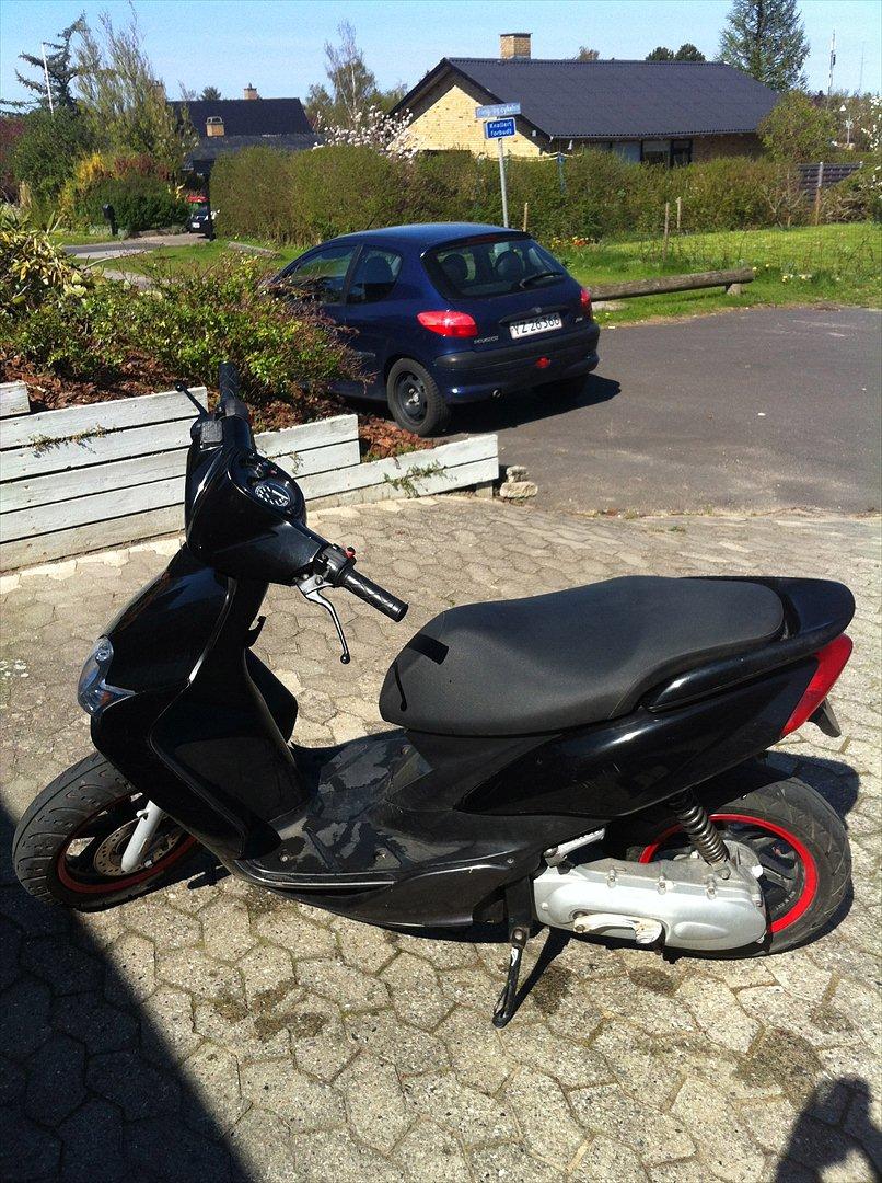 Yamaha Jog R (TILSALG eller BYTTES) billede 6