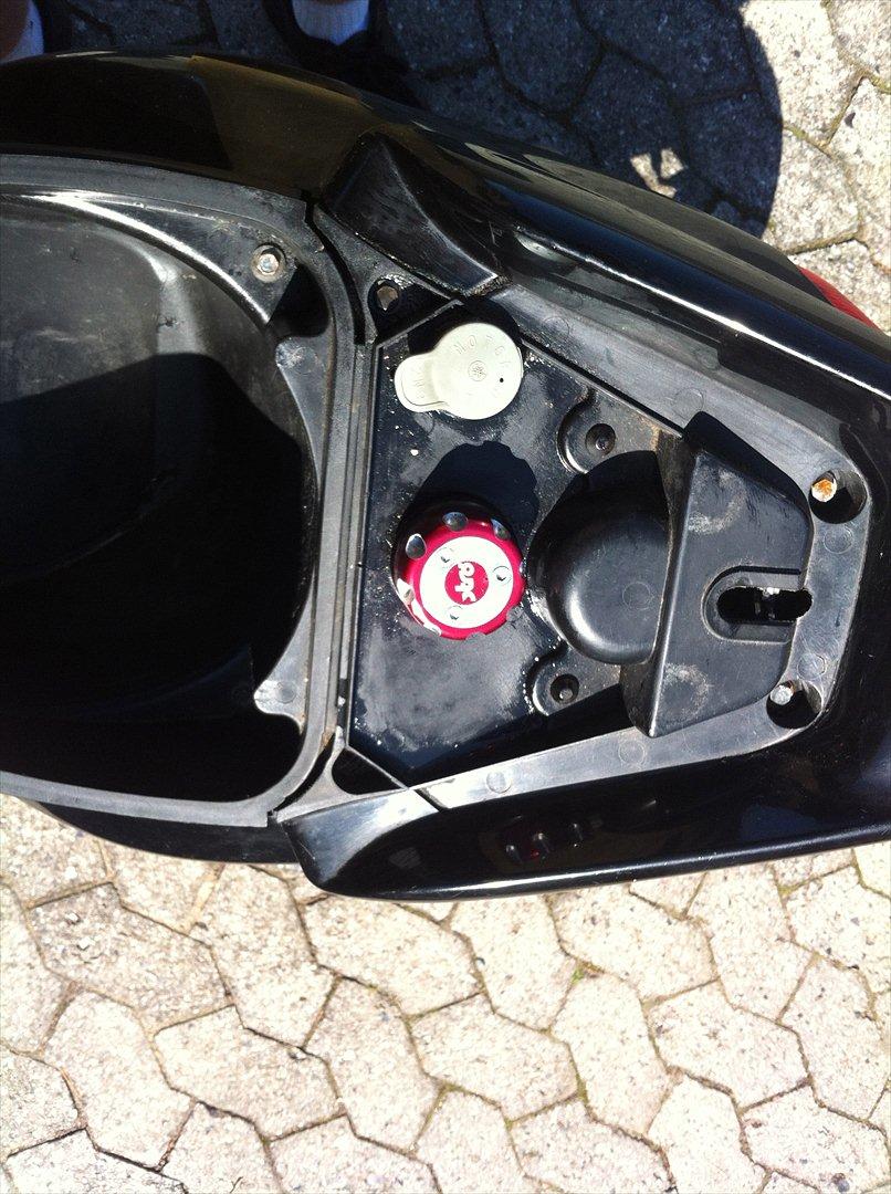 Yamaha Jog R (TILSALG eller BYTTES) billede 7