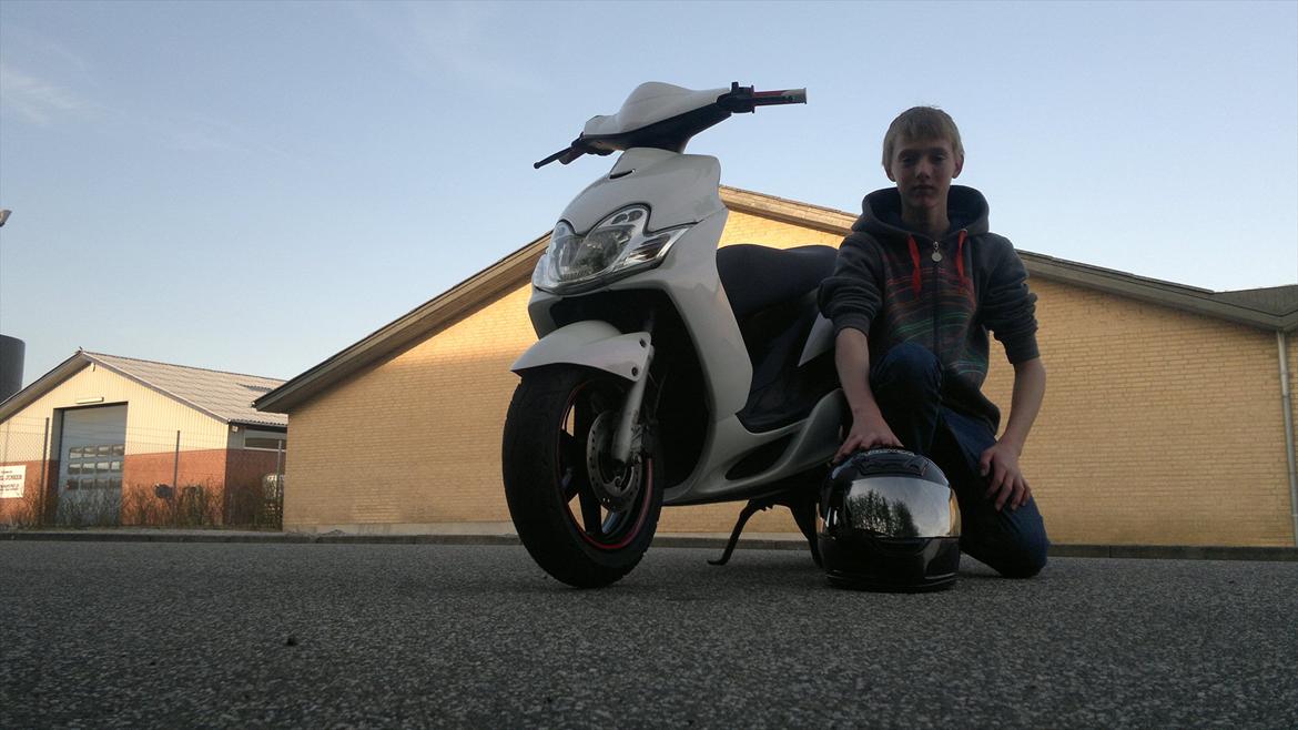 Yamaha Jog R Perlemorshvid - Mig og min Babe :D  billede 17