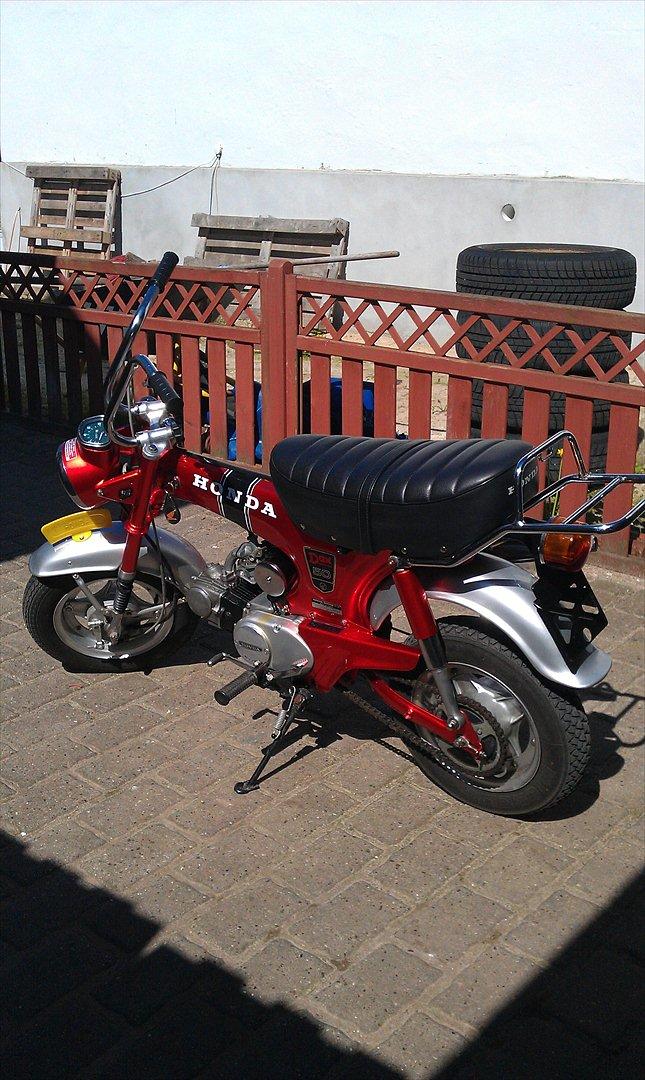 Honda dax billede 3