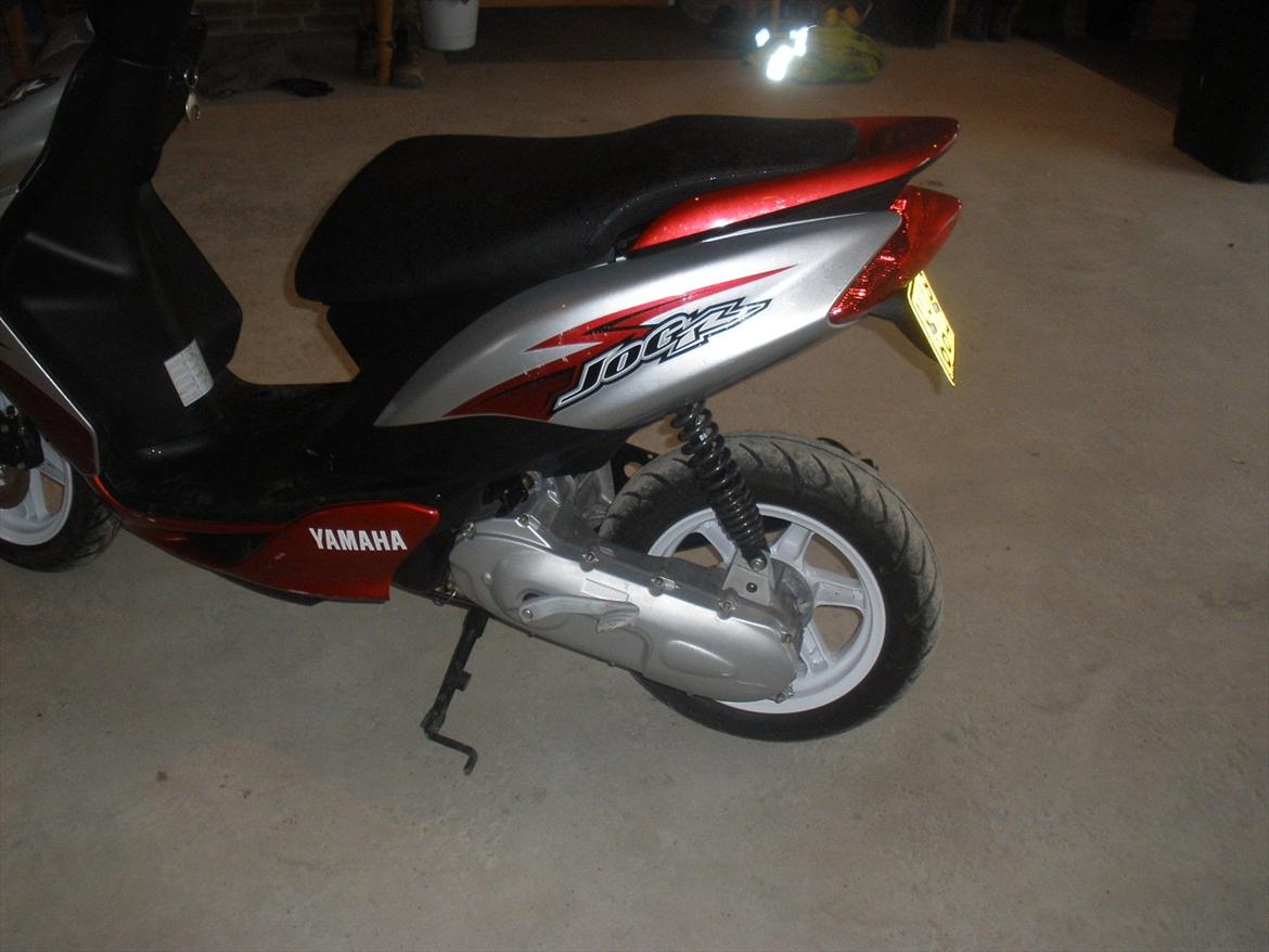 Yamaha Jog R Standard 30 SD billede 5