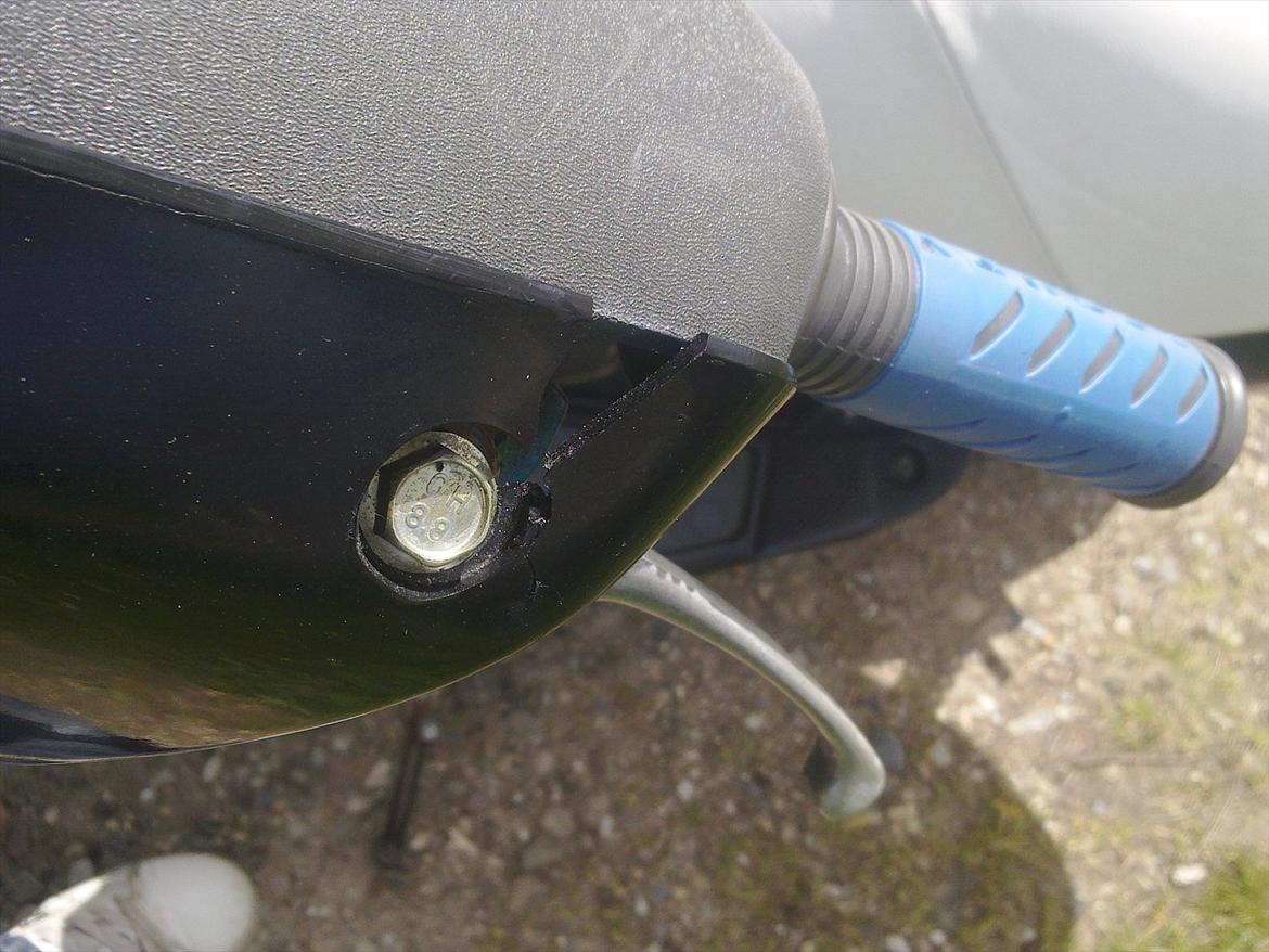 Aprilia Rally - Den mangler jeg sidden den er flækket billede 12