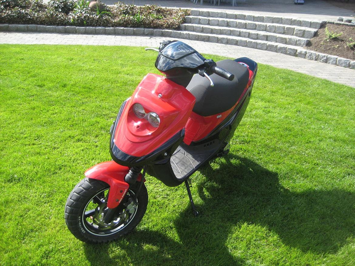 PGO Hot 50 SP SOLGT billede 1