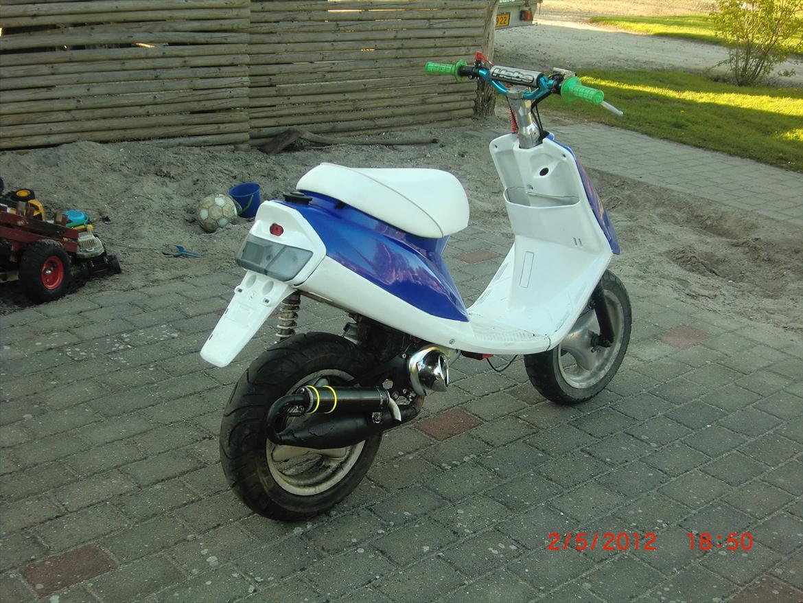 Yamaha jog fs R-setup AC - mangler kun jog r fælge og lidt små ting:)  billede 4