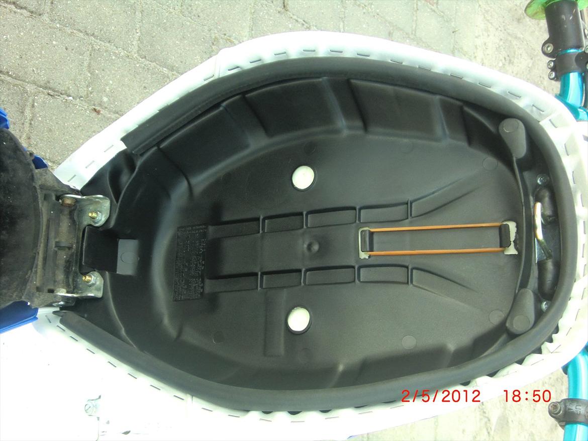 Yamaha jog fs R-setup AC - nyt sæde:)  billede 7