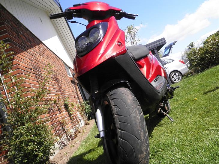 {{currentPhoto.altText}} billede {{currentPhoto.number}}