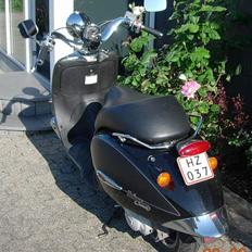 Aprilia habana custom