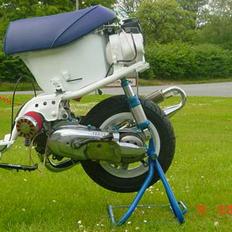 Yamaha Jog FS SOLGT!