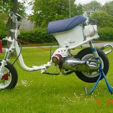 Yamaha Jog FS SOLGT!